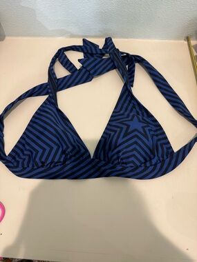 Converse One Star Navy and Blue Top - L